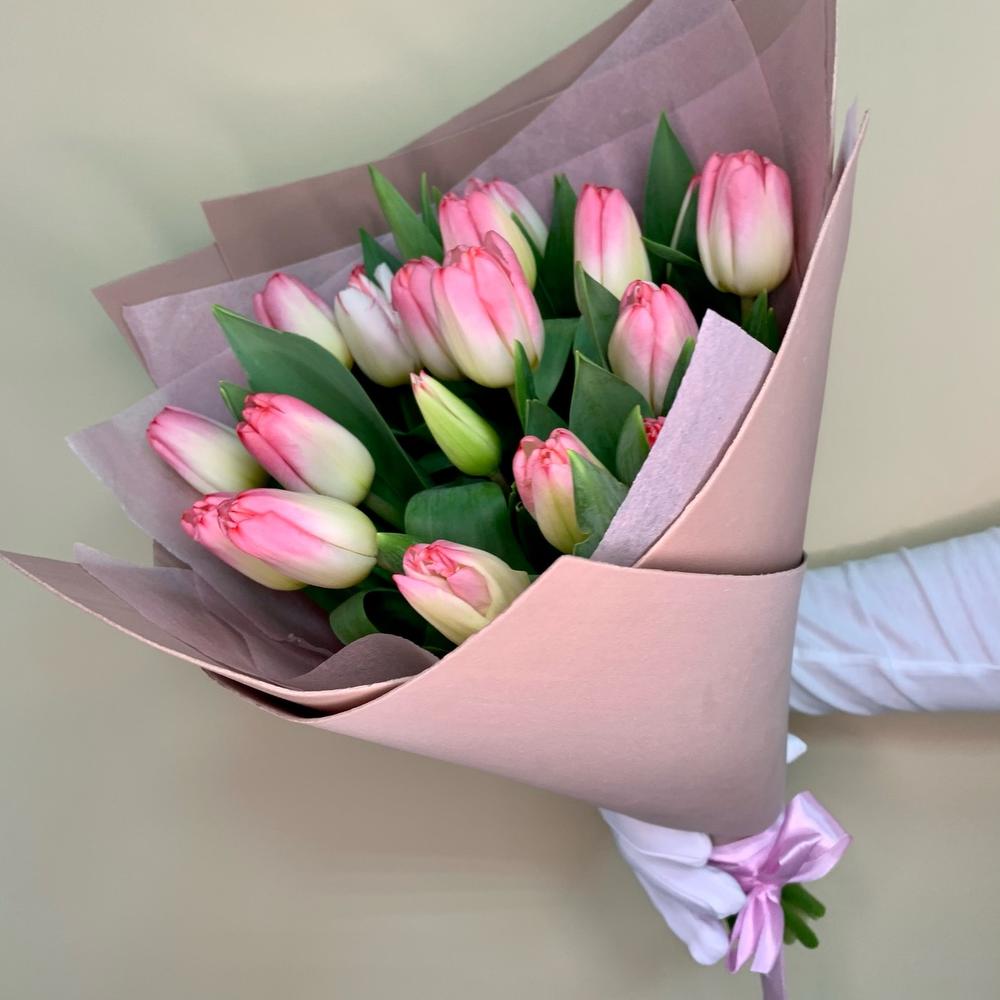 15 tulipanes